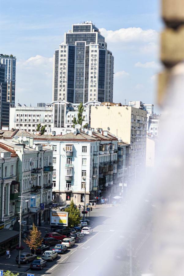 Freedom Apartments In City Center Kiev Exterior foto